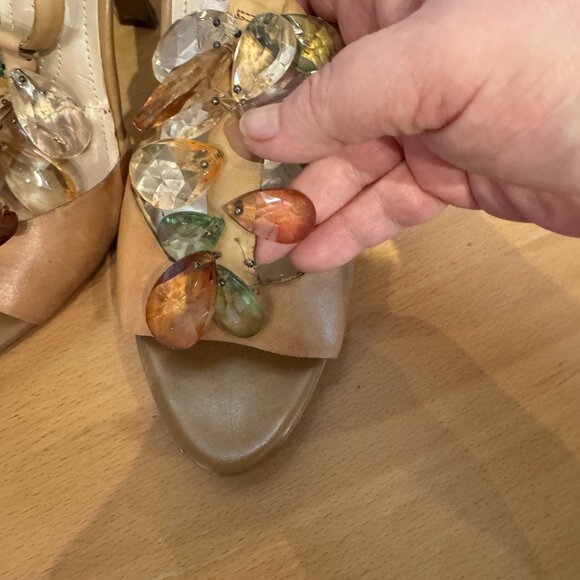 Tahari Treble Jeweled Heels - sz 8.5 - Picture 5 of 10
